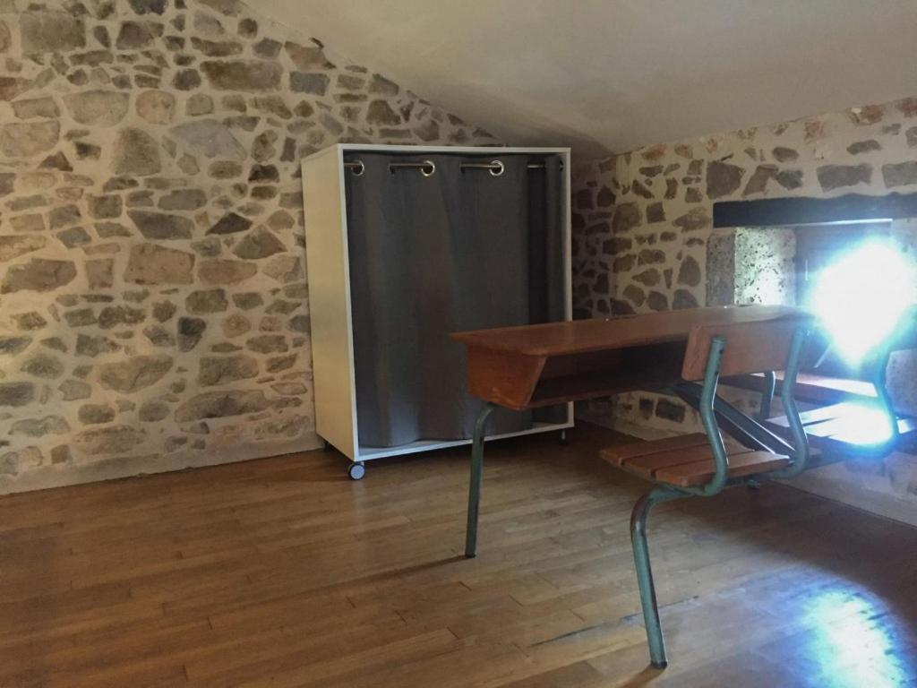 Camping Les Gorges Du Chambon Hotel Eymouthiers  ภายนอก รูปภาพ